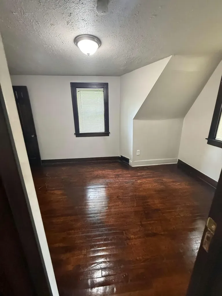 11952 W Outer Drive Detroit City MI 48223