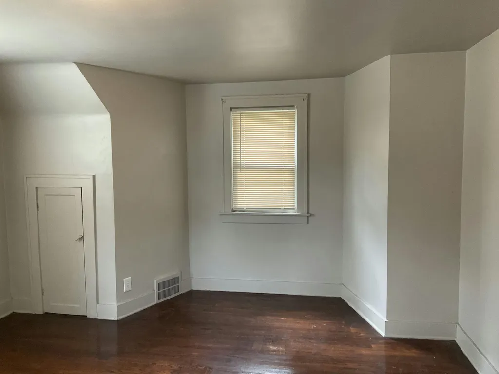 11952 W Outer Drive Detroit City MI 48223