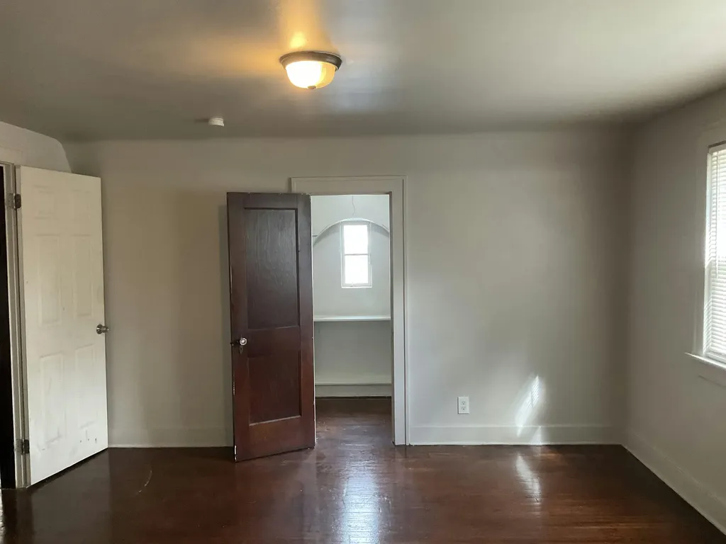 11952 W Outer Drive Detroit City MI 48223