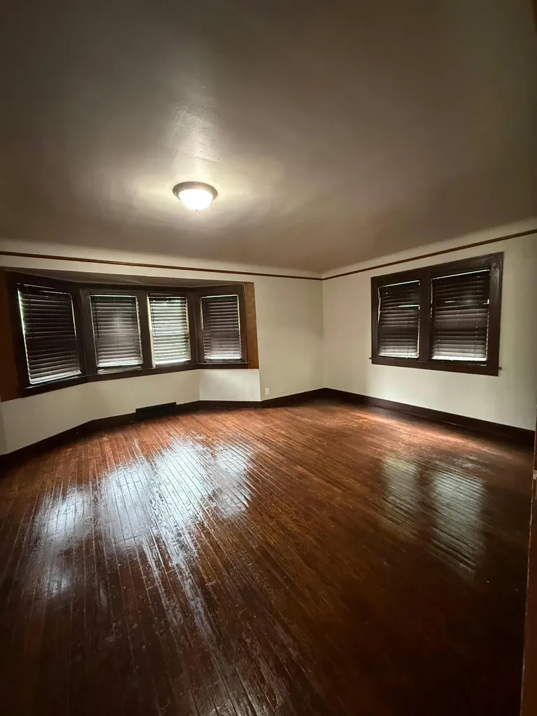 11952 W Outer Drive Detroit City MI 48223