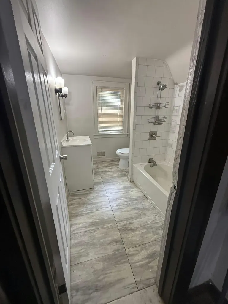 11952 W Outer Drive Detroit City MI 48223