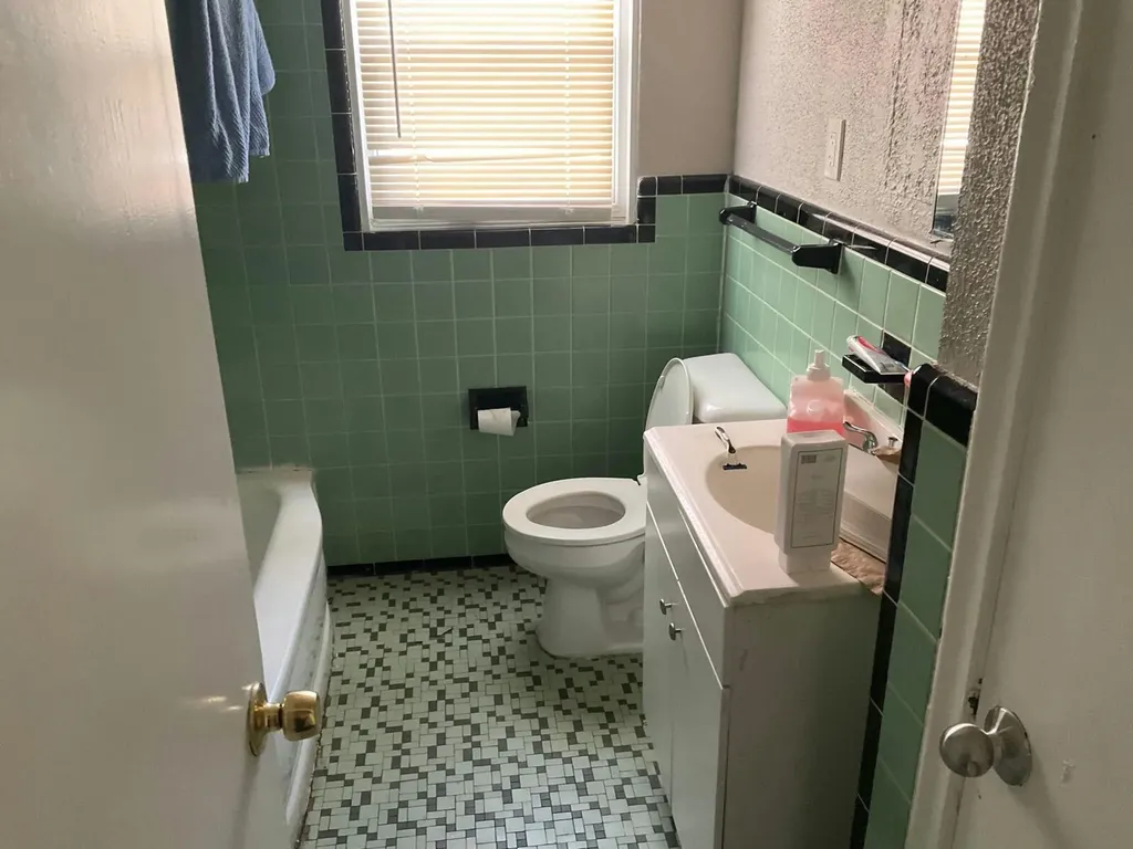 15836 Heyden Street Detroit City MI 48223