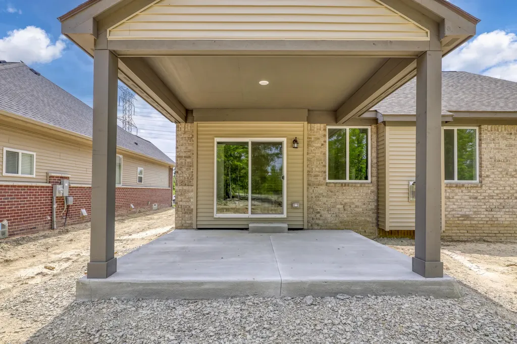 31610 Beaver Circle Unknown City MI 48164