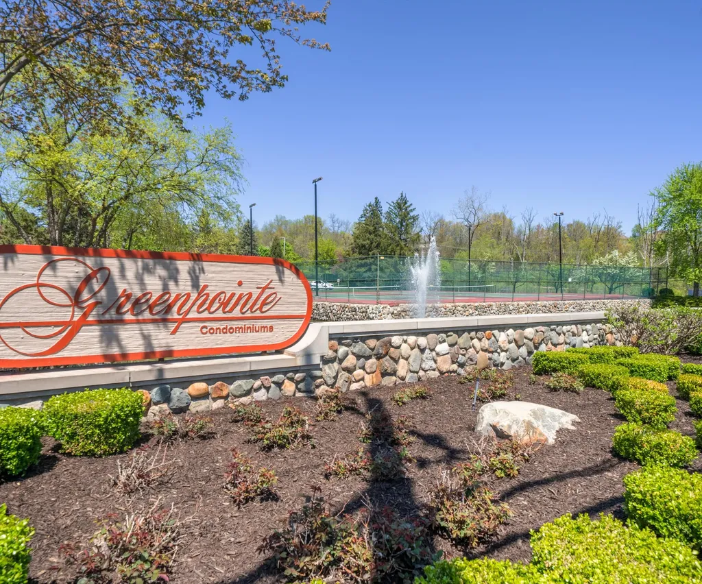 7288 Danbrooke Court West Bloomfield Charter Township MI 48322