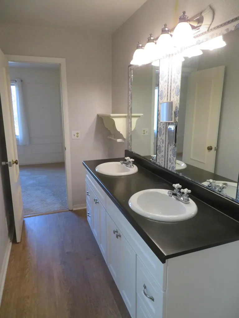2134 Overlook Court Ann Arbor City MI 48103