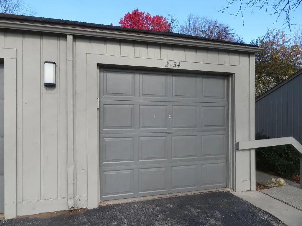 2134 Overlook Court Ann Arbor City MI 48103