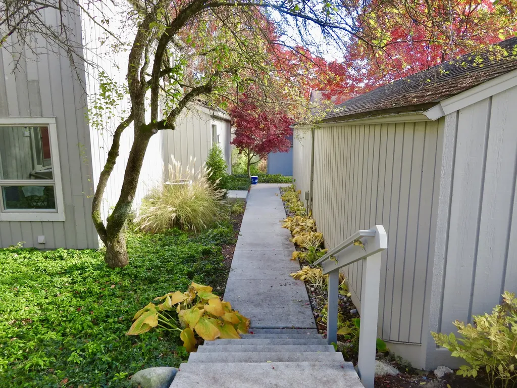 2134 Overlook Court Ann Arbor City MI 48103