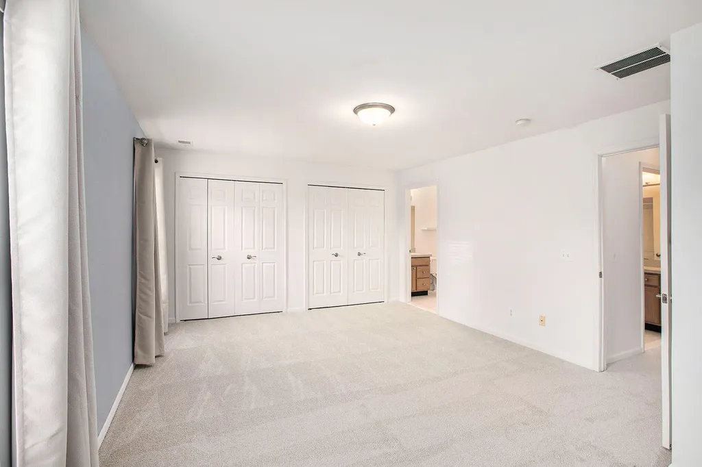 2768 S Knightsbridge Circle Ann Arbor City MI 48105