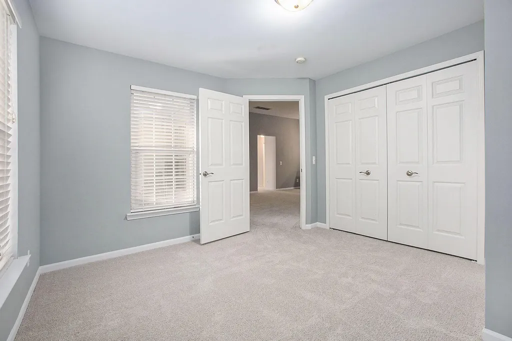 2768 S Knightsbridge Circle Ann Arbor City MI 48105