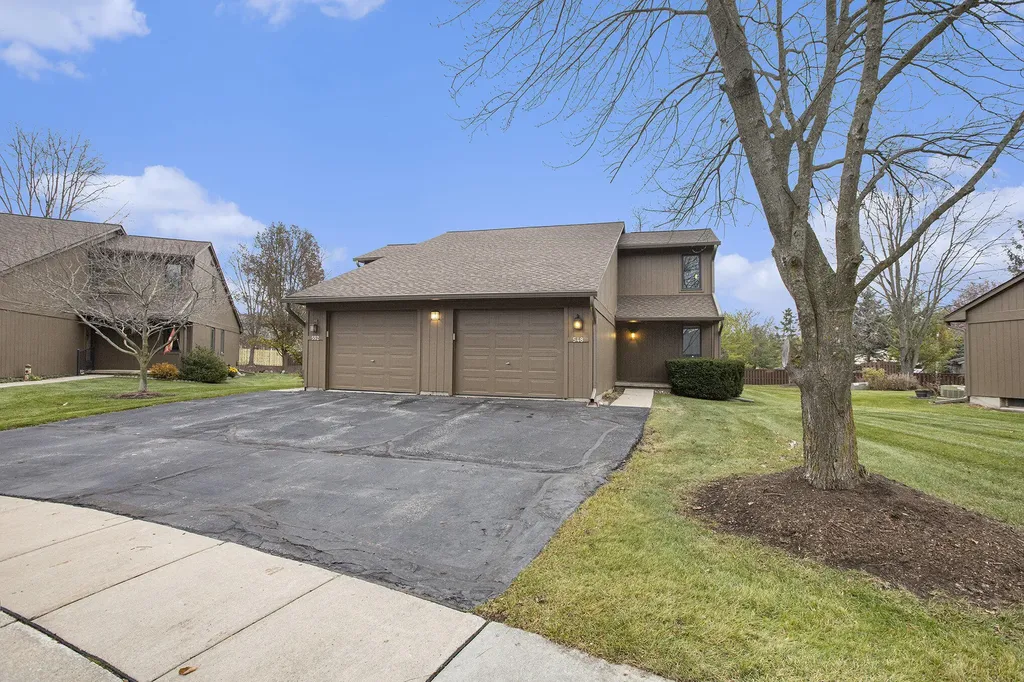 548 Park Place Saline City MI 48176