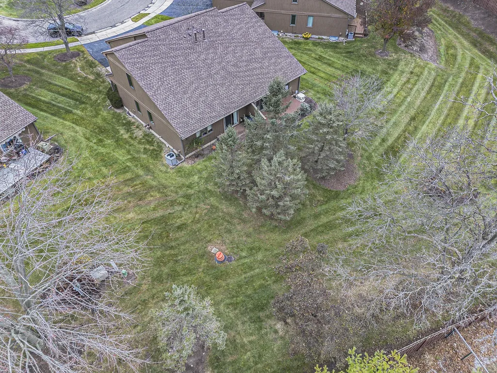 548 Park Place Saline City MI 48176