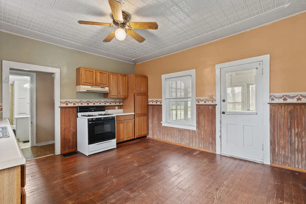 502 Beagle Road Blissfield Village MI 49228