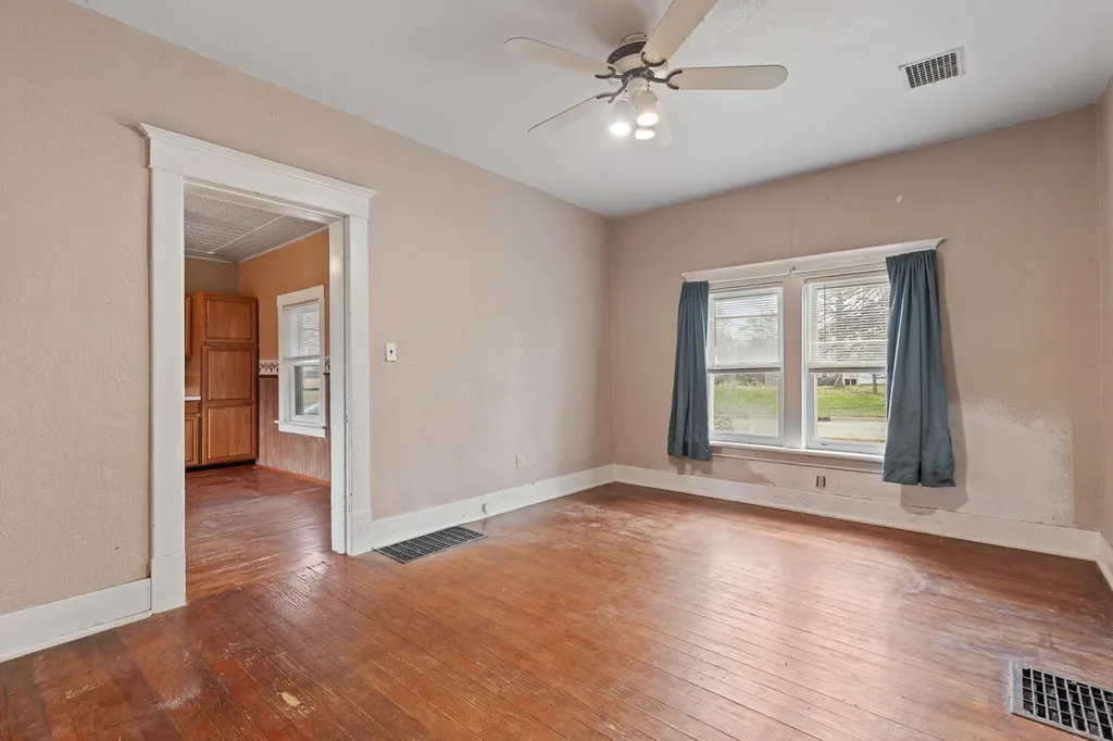 502 Beagle Road Blissfield Village MI 49228