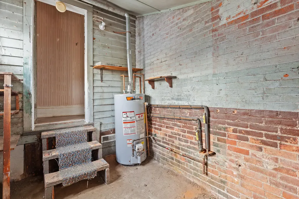 502 Beagle Road Blissfield Village MI 49228