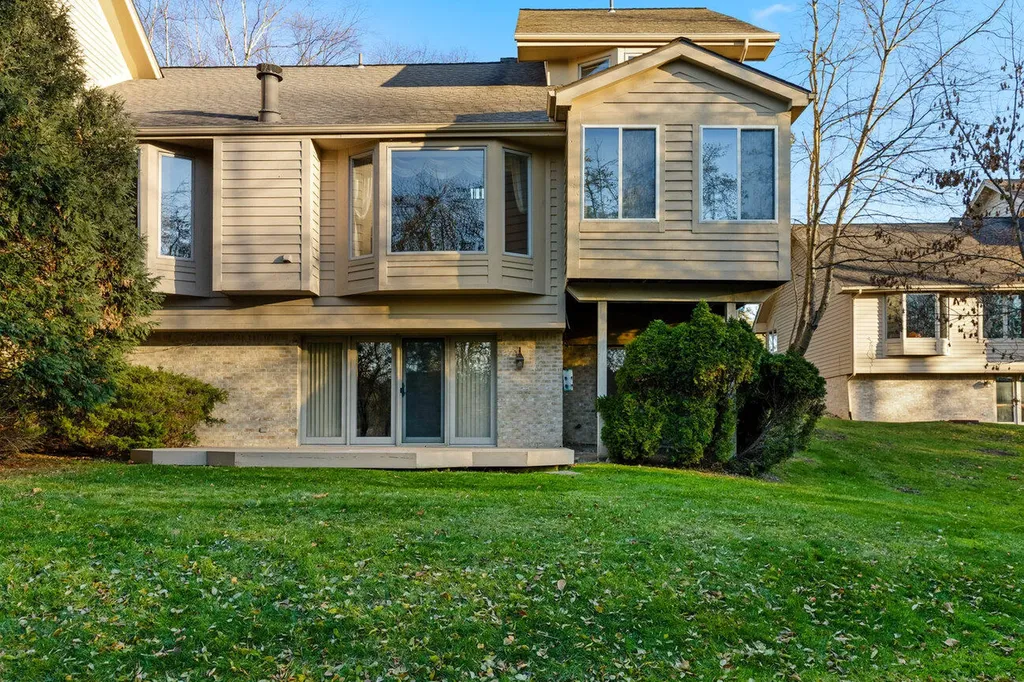 8040 Pepperwood Drive Grand Blanc City MI 48439