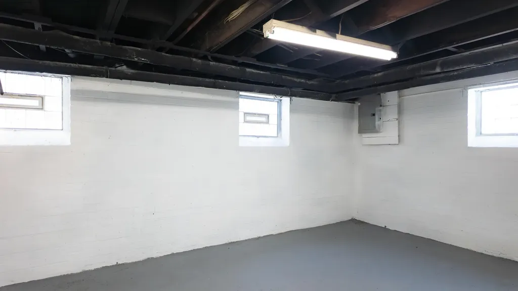 18968 Pennington Drive Detroit City MI 48221