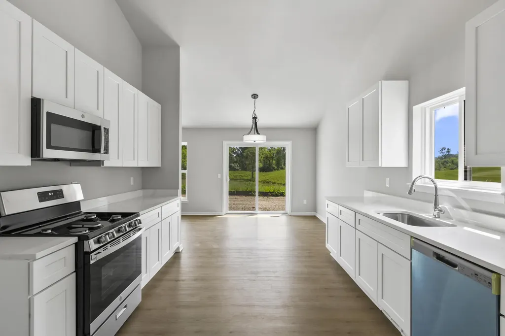 31649 Augusta Drive Romulus City MI 48174