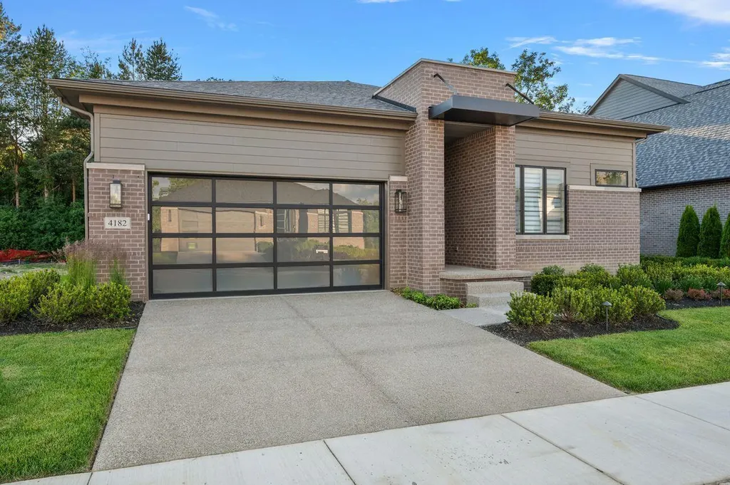 4182 Prescott Park Circle West Bloomfield Charter Township MI 48323