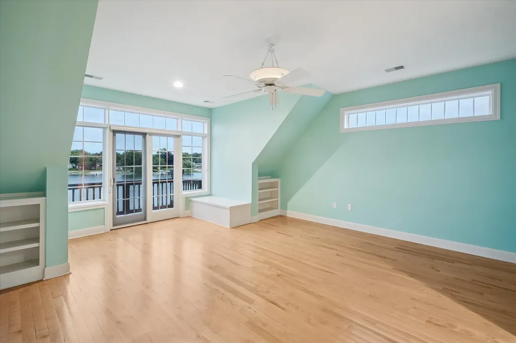 4349 Island View Drive Fenton Charter Township MI 48430