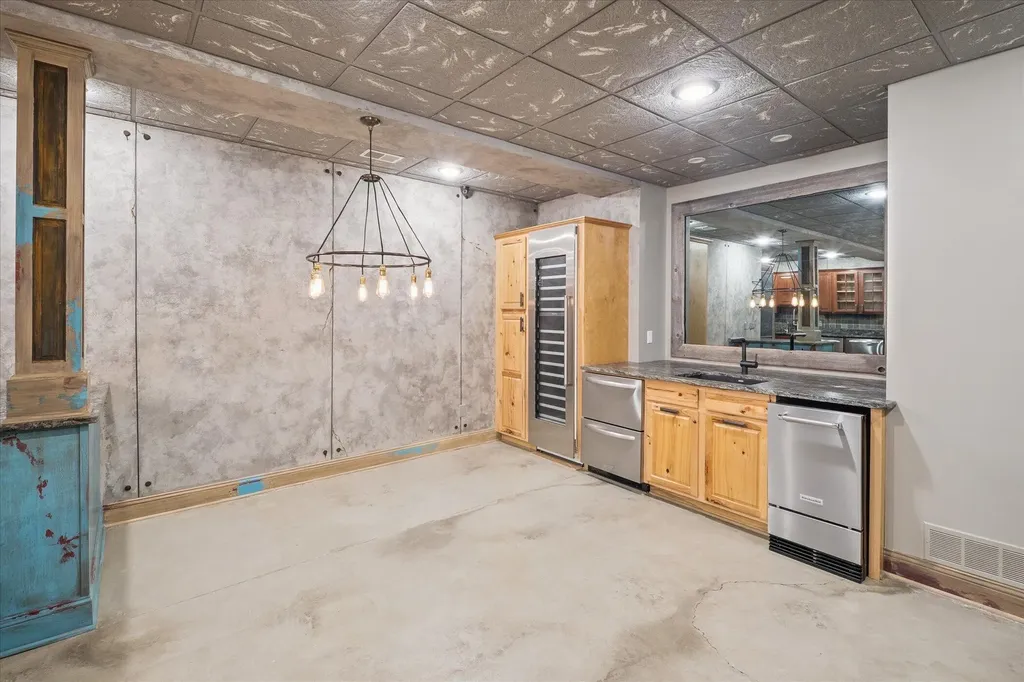 4349 Island View Drive Fenton Charter Township MI 48430