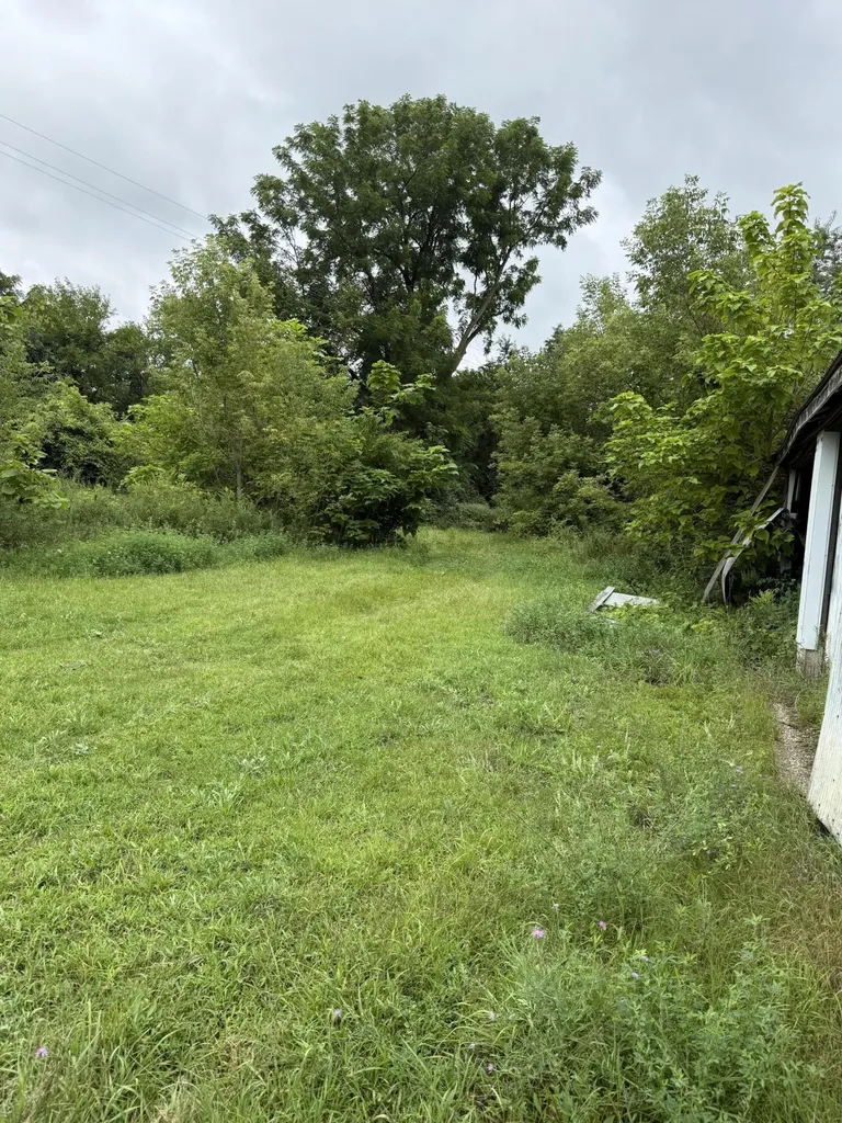 2324 W Michigan Avenue Ypsilanti City MI 48197