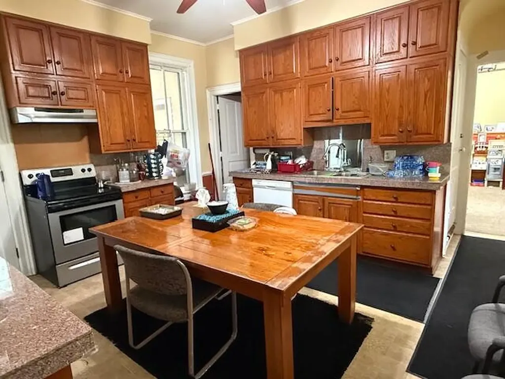 2324 W Michigan Avenue Ypsilanti City MI 48197