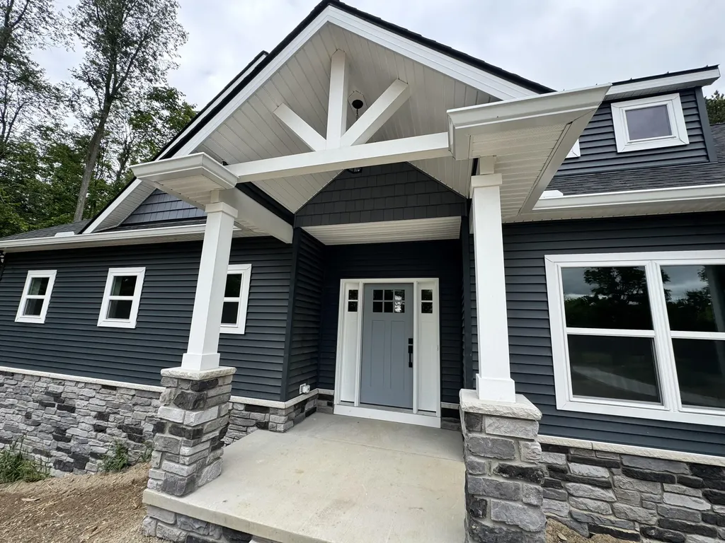 9931 White Tail Drive York Charter Township MI 48176
