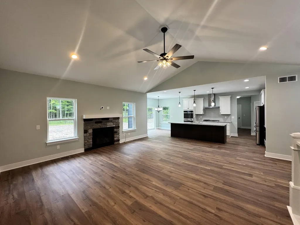 9931 White Tail Drive York Charter Township MI 48176