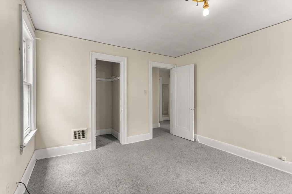 11414 Manor Detroit City MI 48204