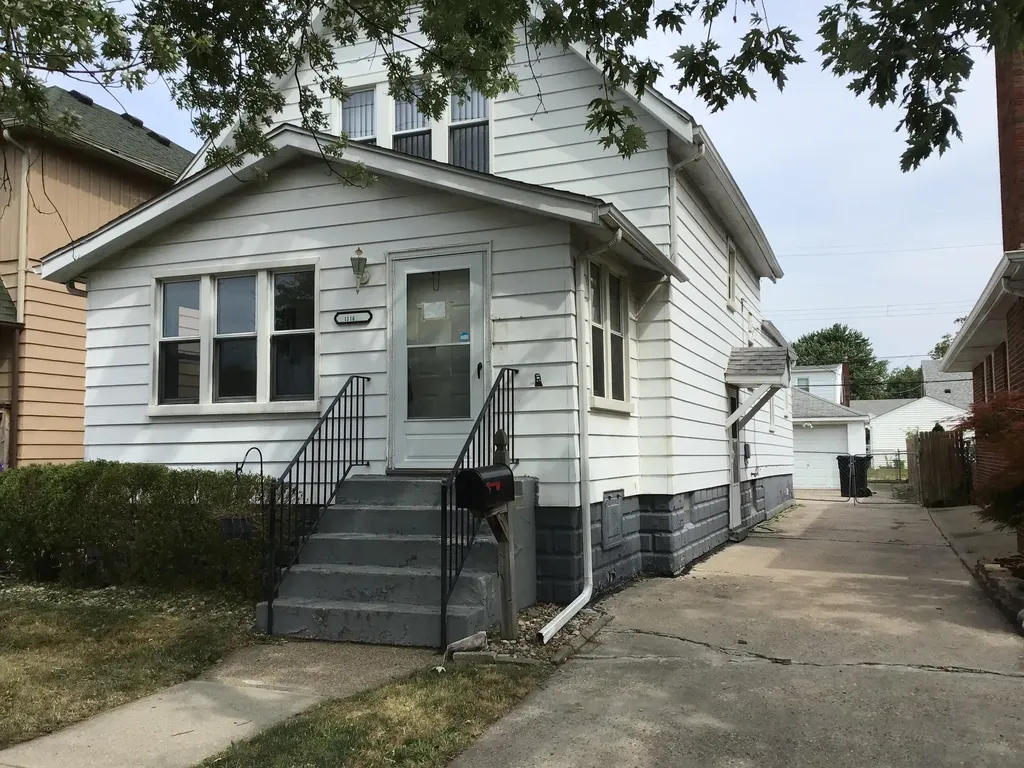 1316 Vinewood Street Wyandotte City MI 48192