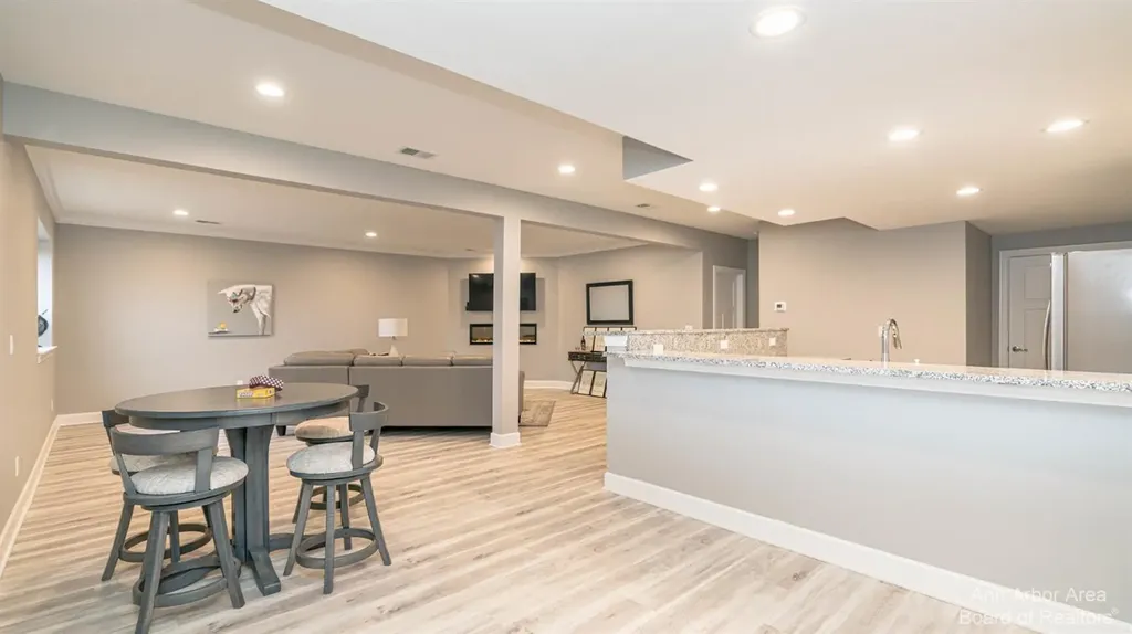7142 Black Cherry Lane Pittsfield Charter Township MI 48176