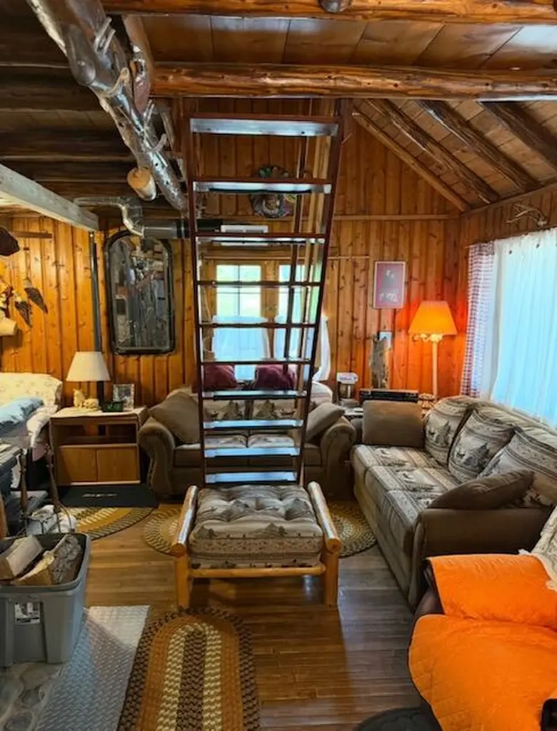 2106 Baynes Oscoda Charter Township MI 48750