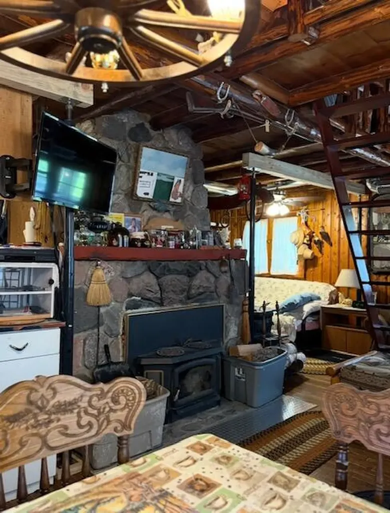 2106 Baynes Oscoda Charter Township MI 48750
