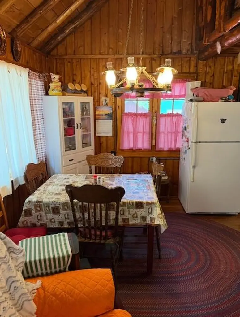 2106 Baynes Oscoda Charter Township MI 48750