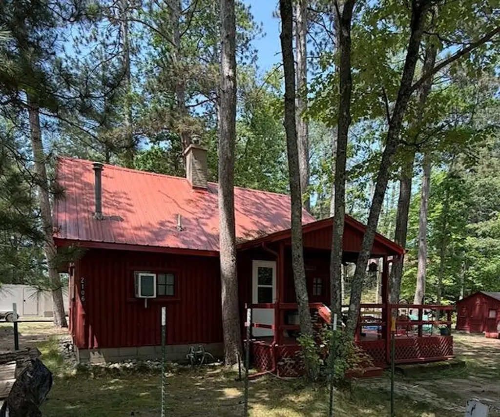 2106 Baynes Oscoda Charter Township MI 48750