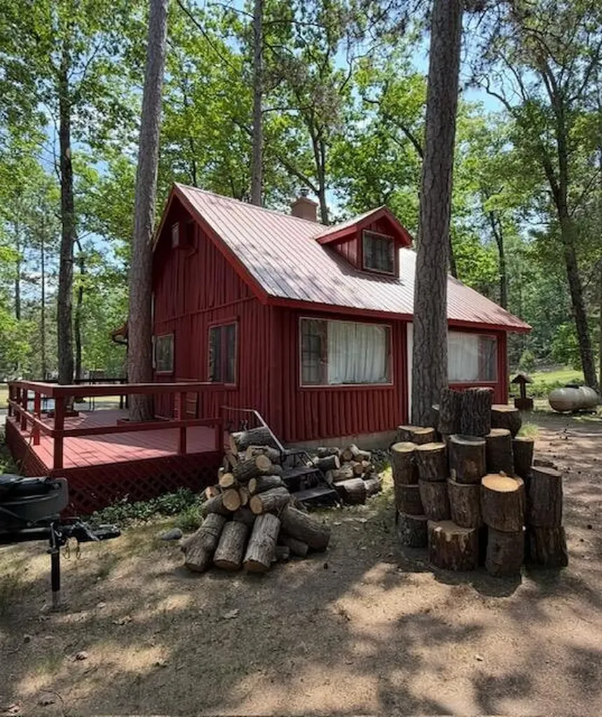 2106 Baynes Oscoda Charter Township MI 48750