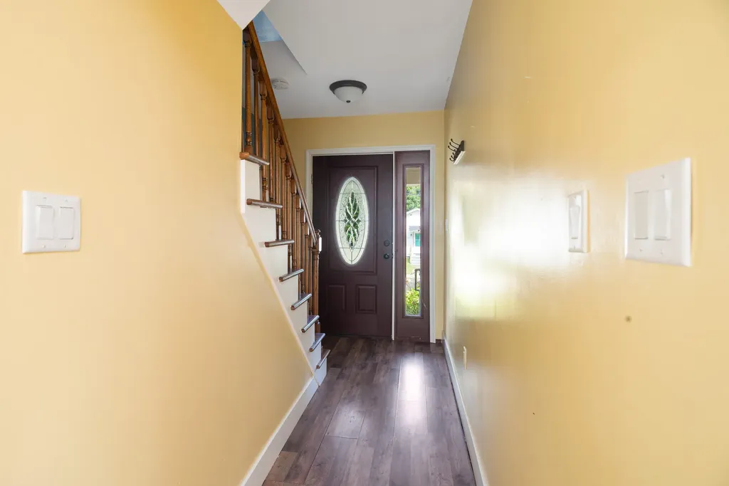 1118 E Alcott Street Kalamazoo City MI 49001