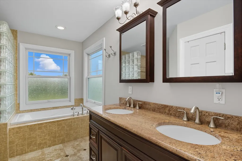 3679 Tamerry Court Saline Township MI 48176
