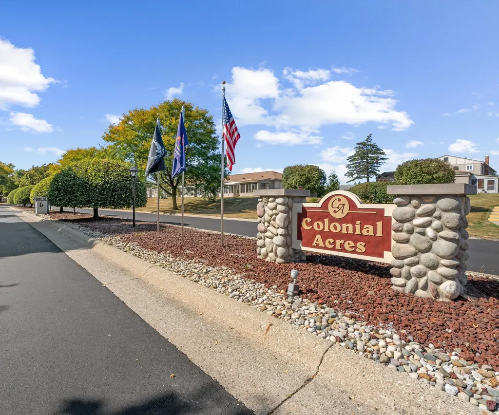 61119 Heritage Boulevard South Lyon City MI 48178
