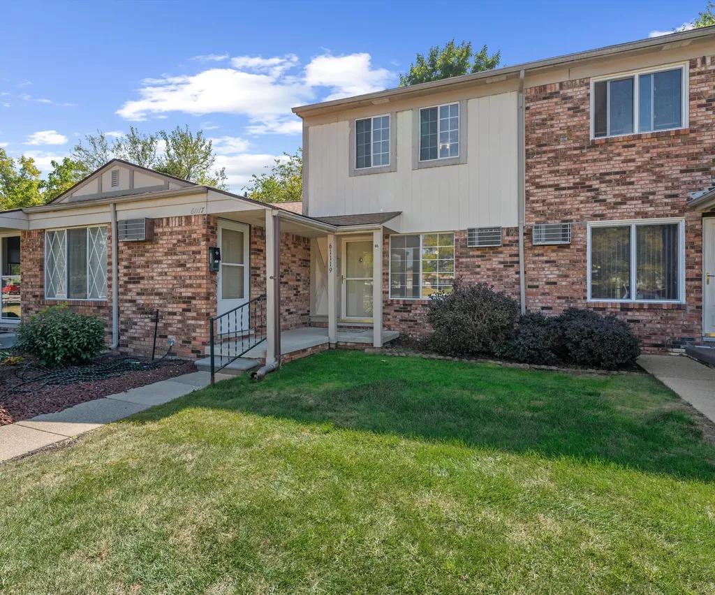 61119 Heritage Boulevard South Lyon City MI 48178