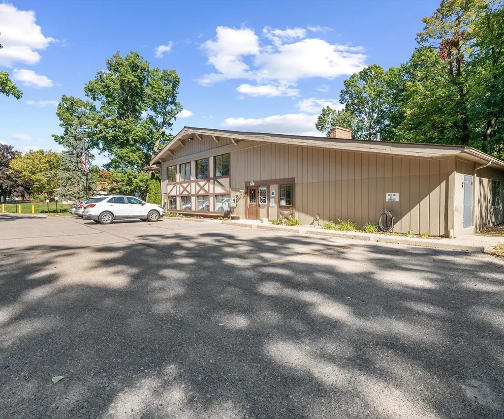 61119 Heritage Boulevard South Lyon City MI 48178