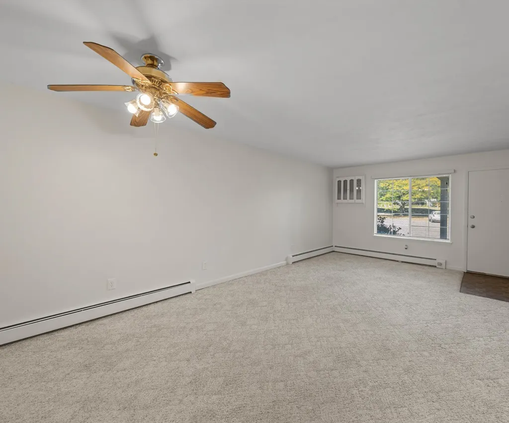 61119 Heritage Boulevard South Lyon City MI 48178