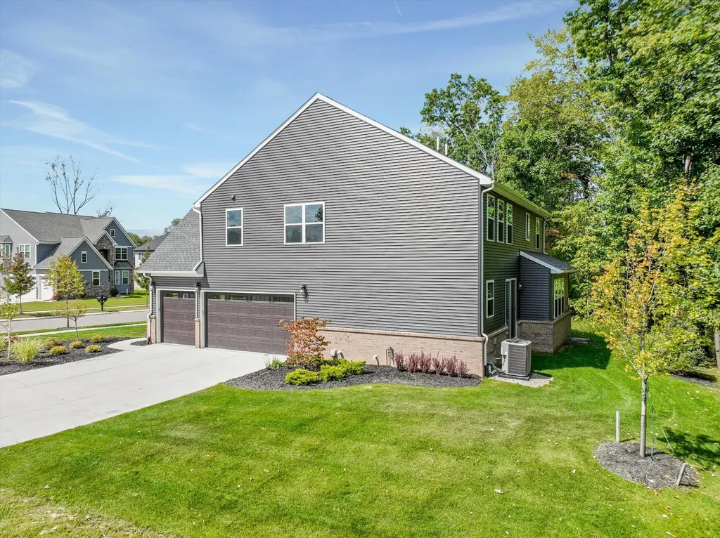 359 Amelia Circle South Lyon City MI 48178