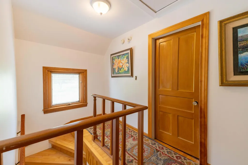 25653 W River Road Grosse Ile Township MI 48138