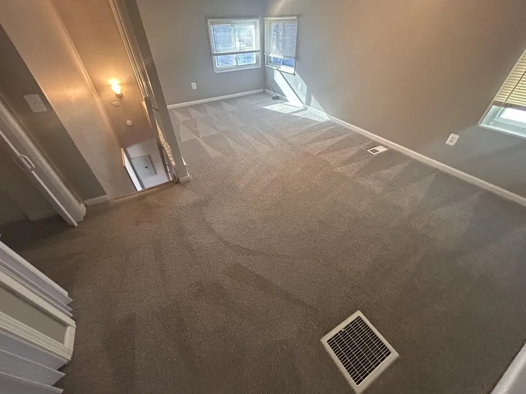 32 E George Avenue Hazel Park City MI 48030