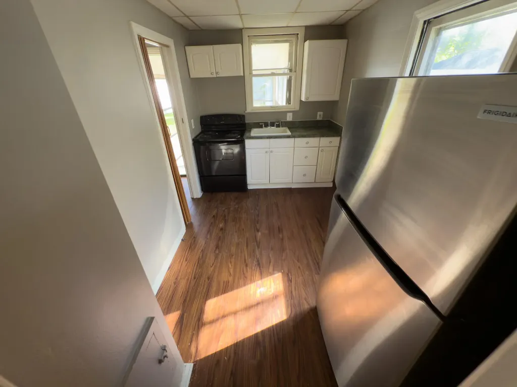 18761 Kingsville Street Harper Woods City MI 48225