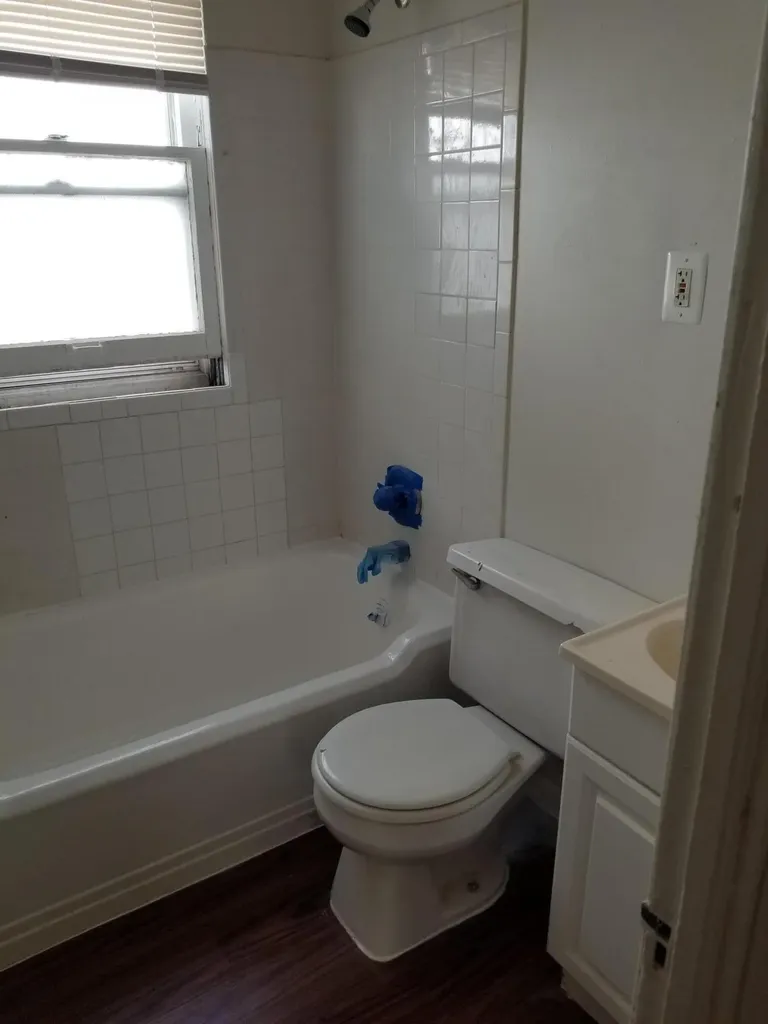 18761 Kingsville Street Harper Woods City MI 48225