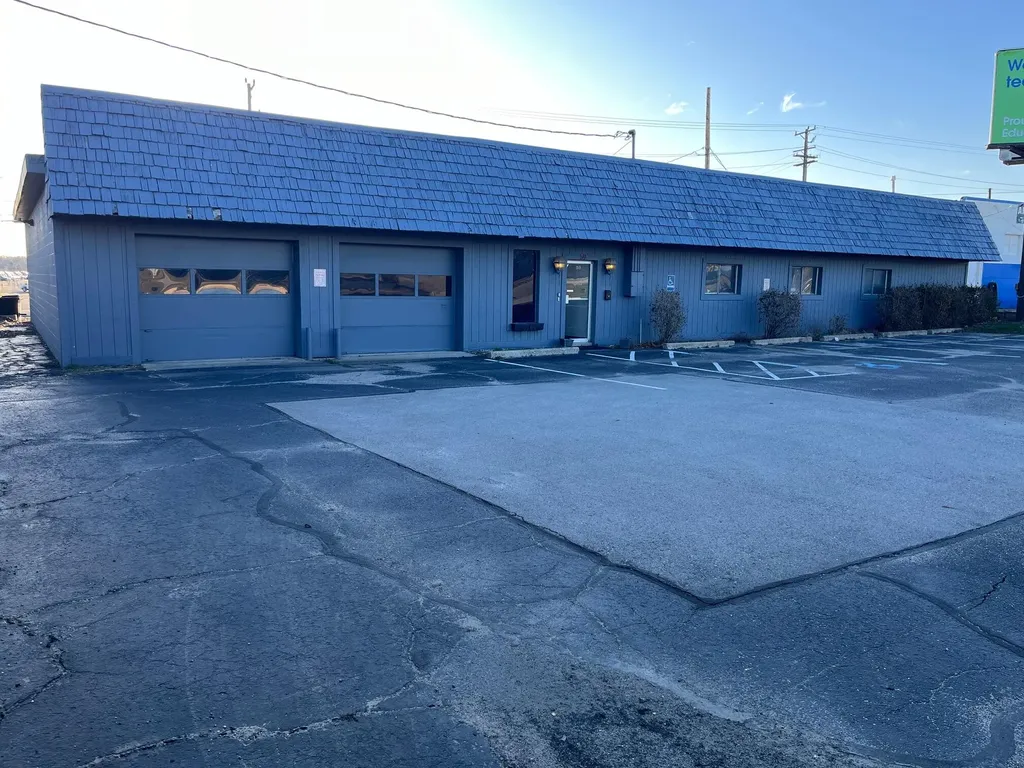 59 Ecorse Road Ypsilanti City MI 48198