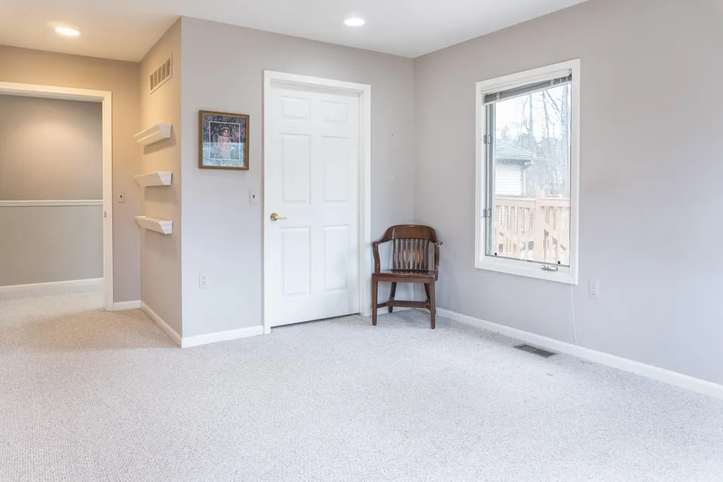21329 Mulberry Court Farmington City MI 48336