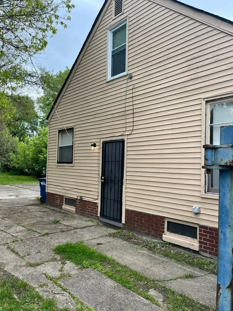 20174 San Juan Drive Detroit City MI 48221